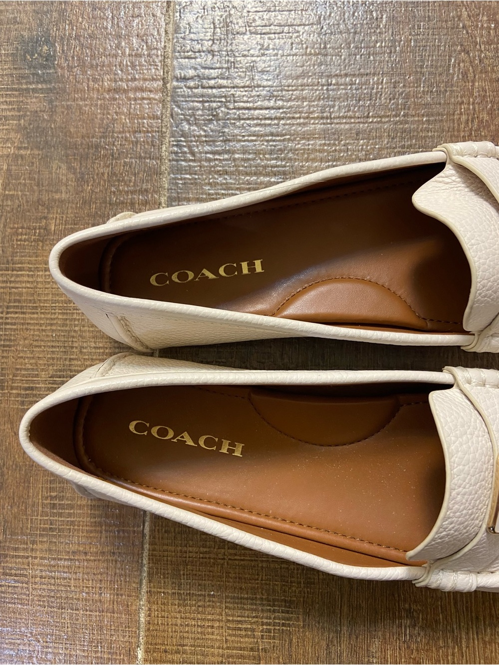 Coach off white Pebbled Leather Logo Bit Loafers Sz 9 - Picture 7 of 9